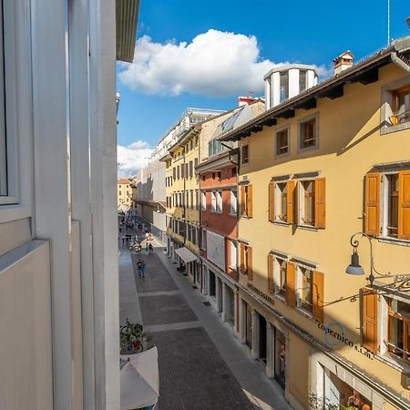 Udine Palazzo D'Aronco Modern Apartment Extérieur photo