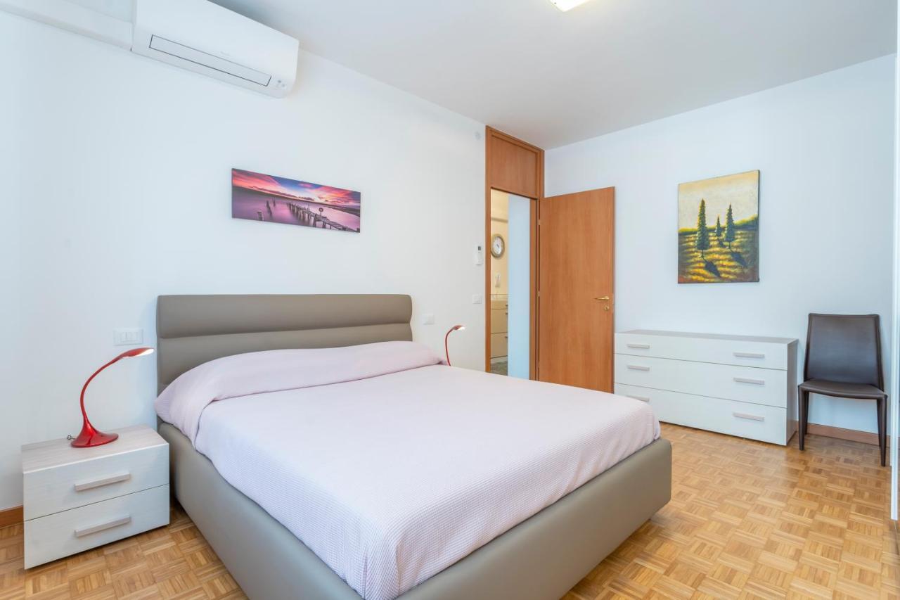 Udine Palazzo D'Aronco Modern Apartment Extérieur photo